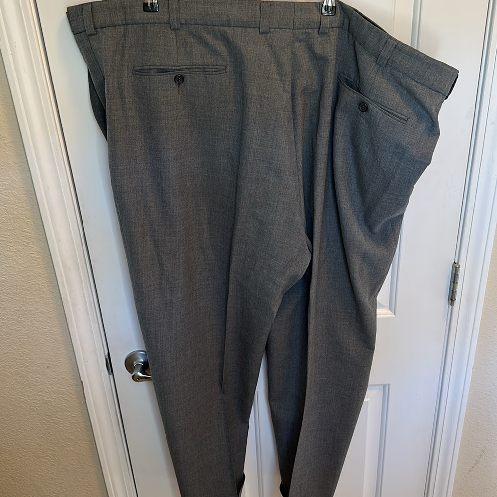 Men’s Big and Tall Suit Jacket and Pants - Picture 13 of 14